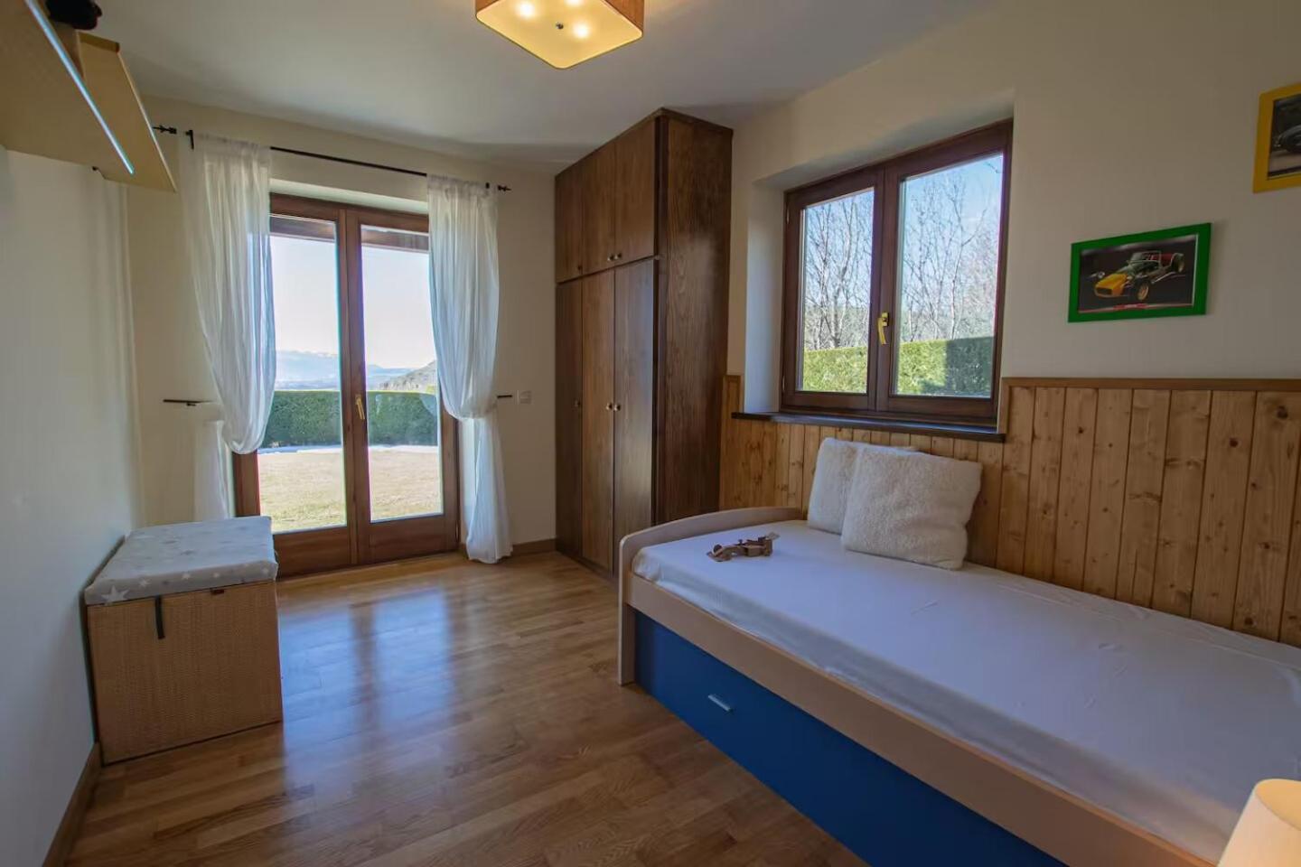Apartament Les Costes Del Cadi Estavar Exterior photo